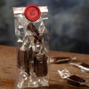 Bala de caramelo com flor de sal